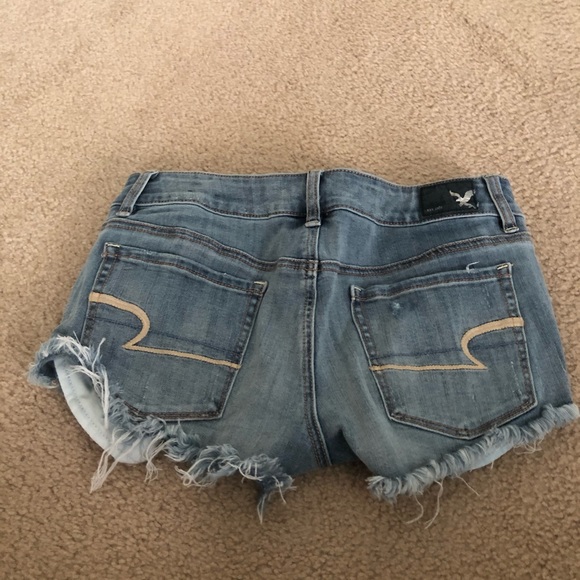 American eagle super stretch low rise denim shorts - Picture 2 of 2